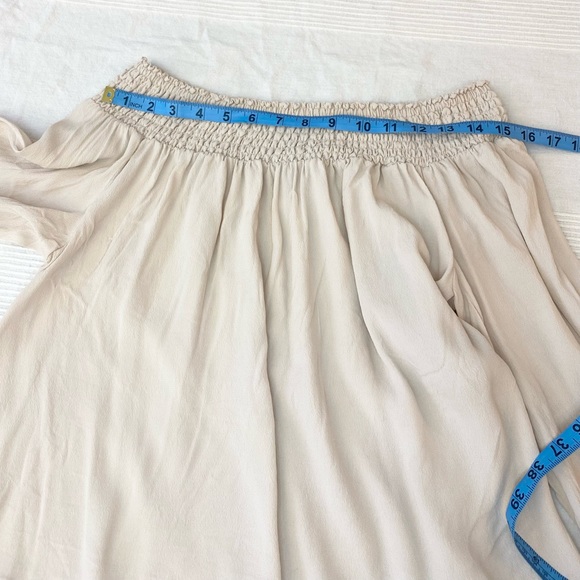 Aritzia Talula White Marcilly Off The Shoulder Top - Picture 11 of 16